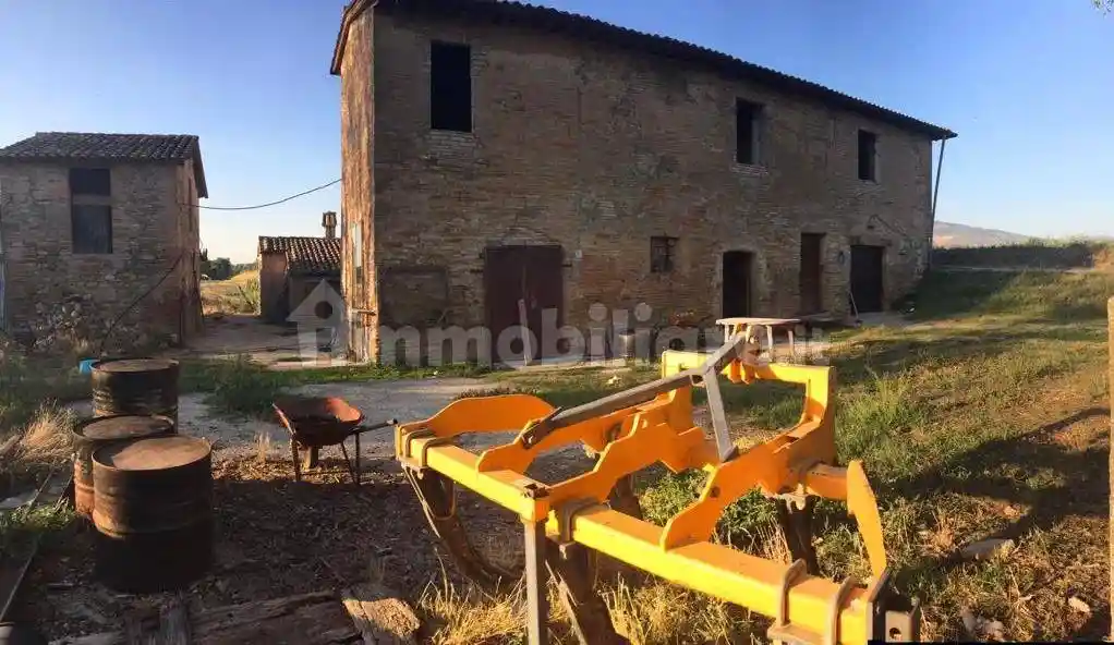 Rustico - Casale in vendita a Bevagna