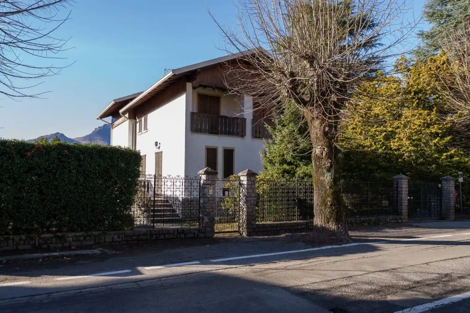 Villa in vendita a Barzio