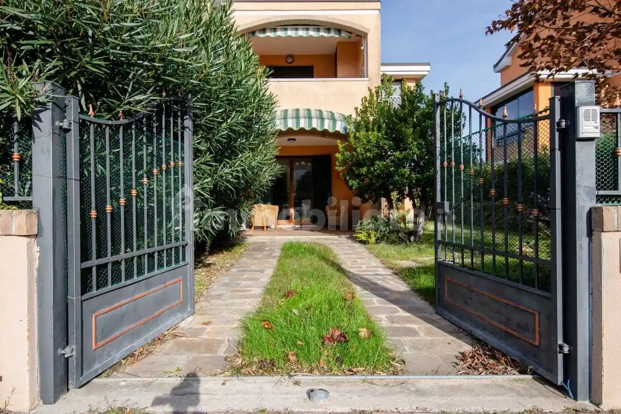Villa in vendita a Comacchio