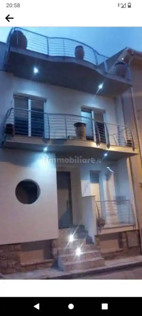 Casa indipendente in vendita a Santo Stefano di Camastra