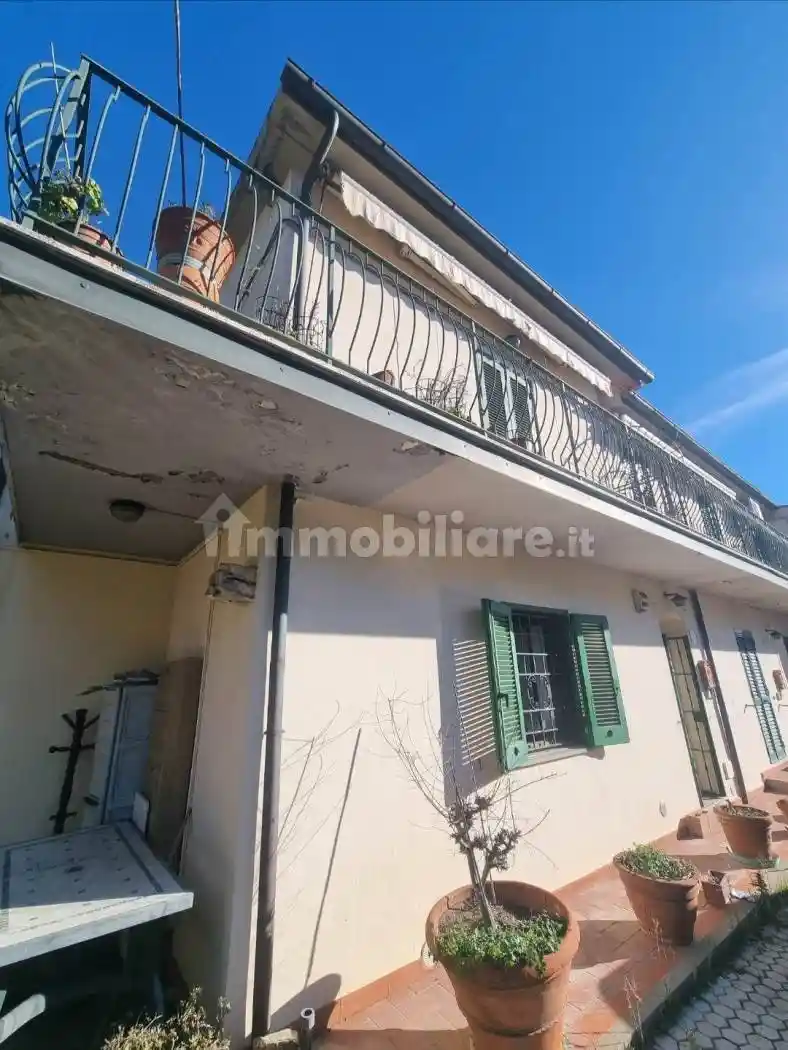 Appartamento in vendita a Livorno