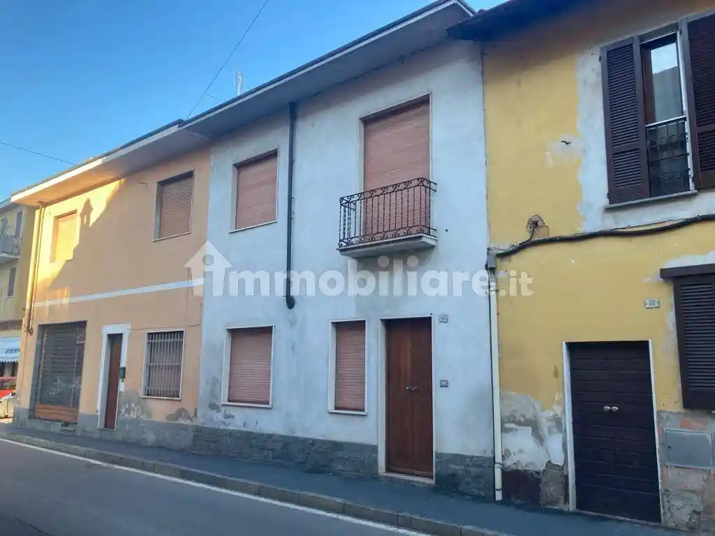 Casa indipendente in vendita a Marcallo con Casone
