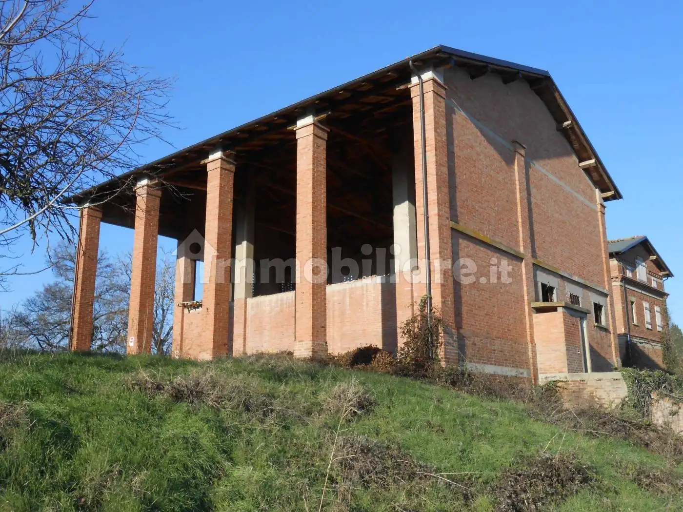 Rustico - Casale in vendita a Monte San Pietro