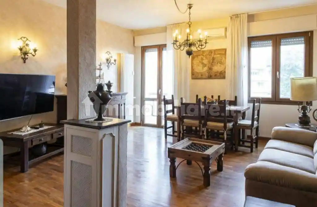 Appartamento in affitto a Viareggio