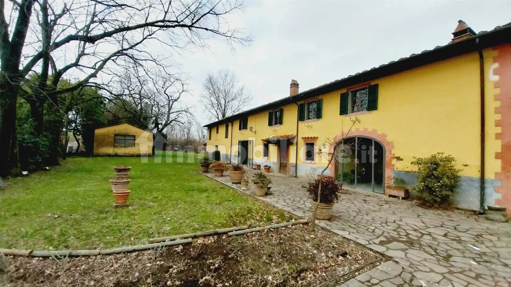 Villa in vendita a Prato