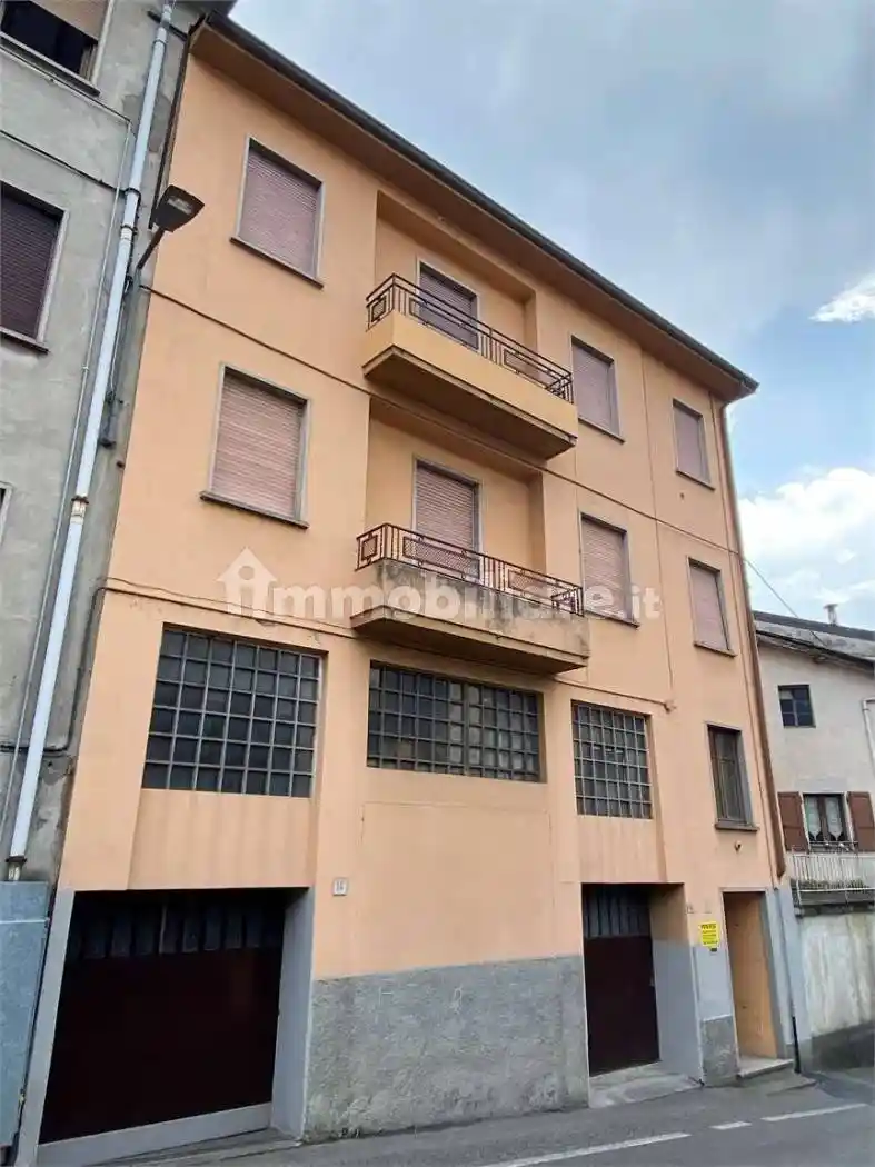 Appartamento in vendita a Leffe