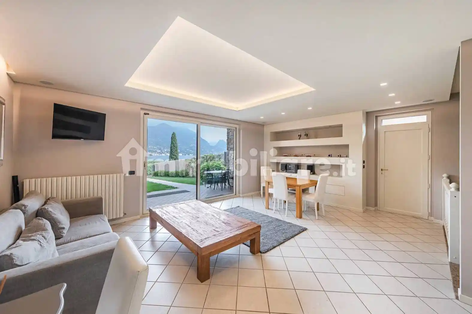 Villa in vendita a San Felice del Benaco