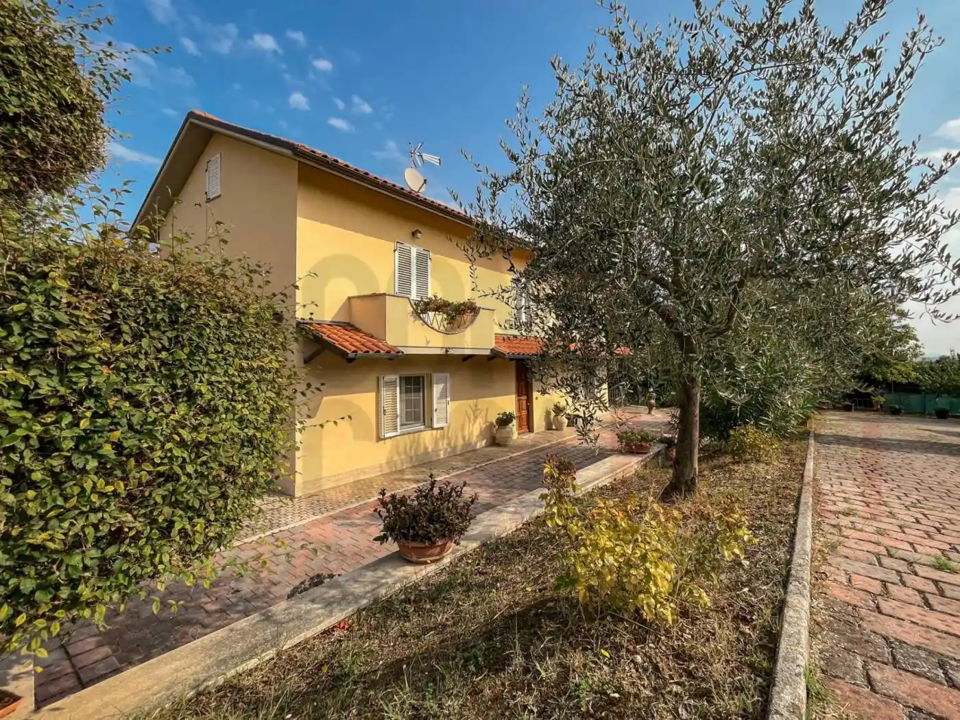 Rustico - Casale in vendita a Jesi