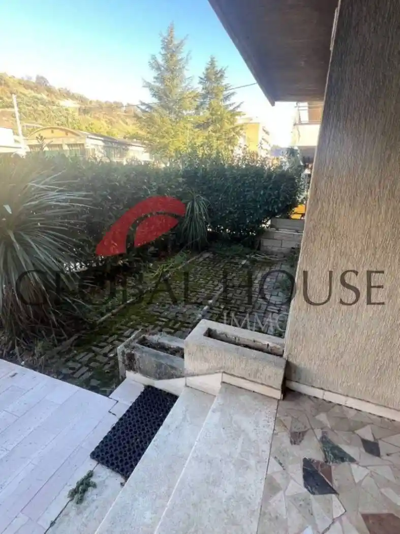 Villa unifamiliare Ss80, 16, Centro, Montorio al Vomano - foto 4