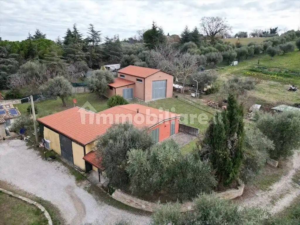 Terratetto unifamiliare 275 m², ottimo stato, Centinarola, Fano - foto 2