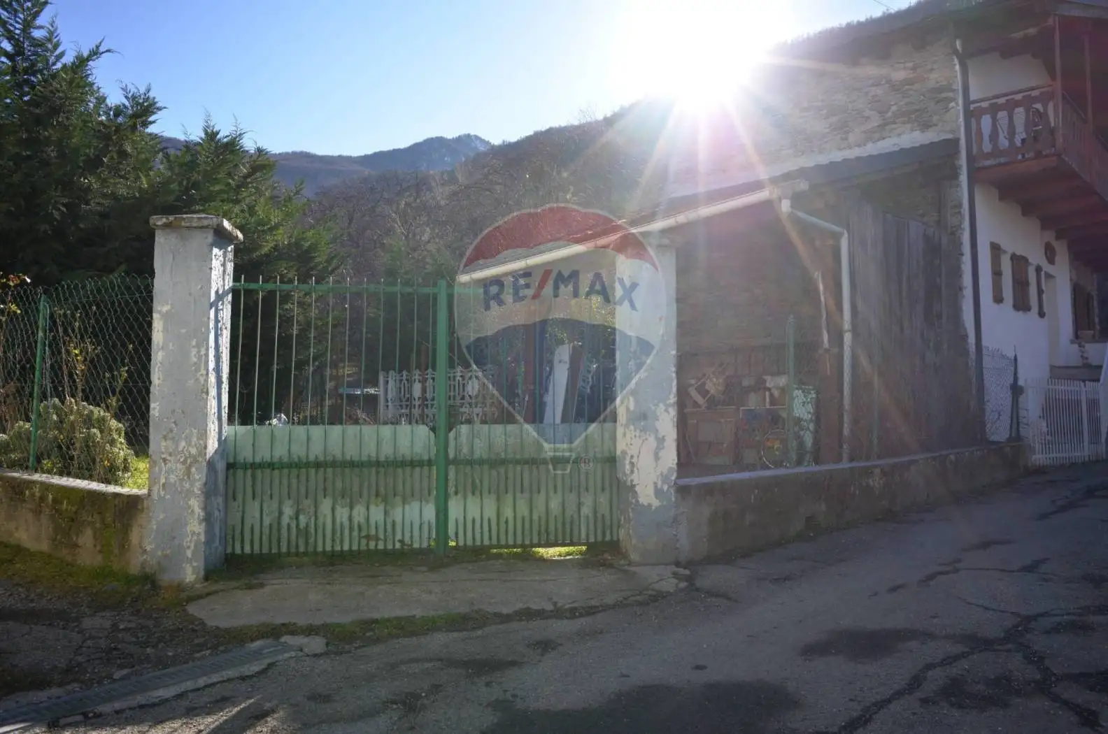 Casa indipendente in vendita a Mattie