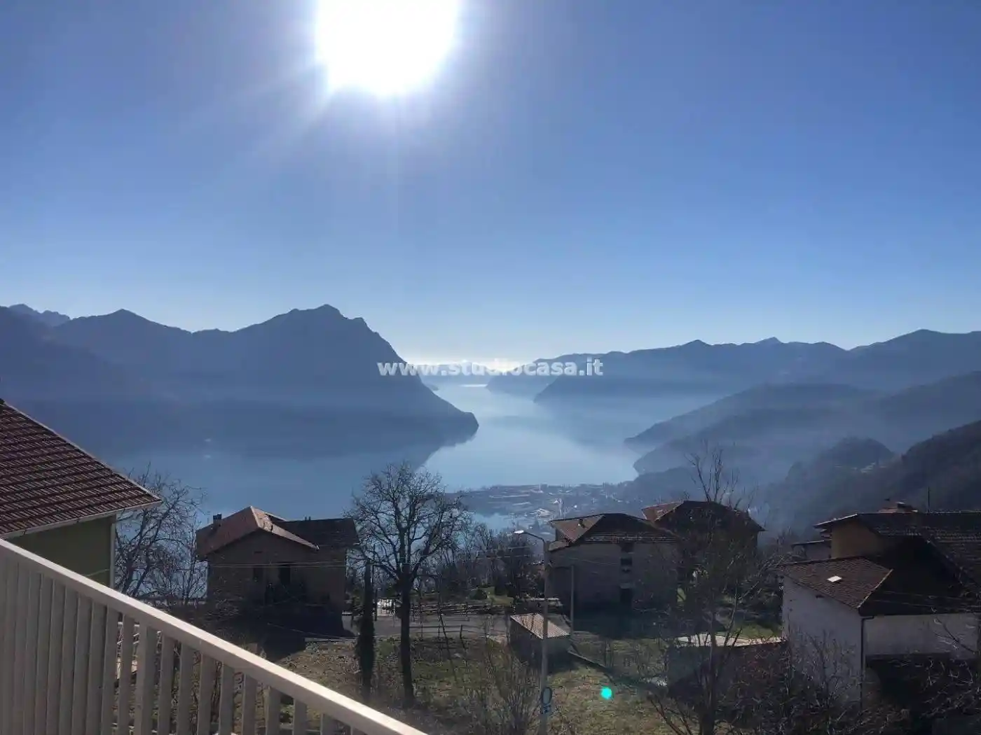 Appartamento in vendita a Costa Volpino