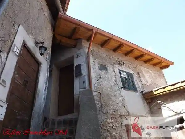 Appartamento in vendita a Artena