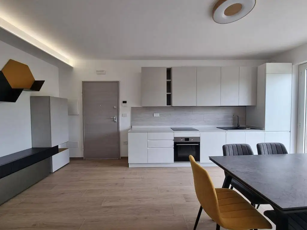 Appartamento in vendita a Morro d'Oro