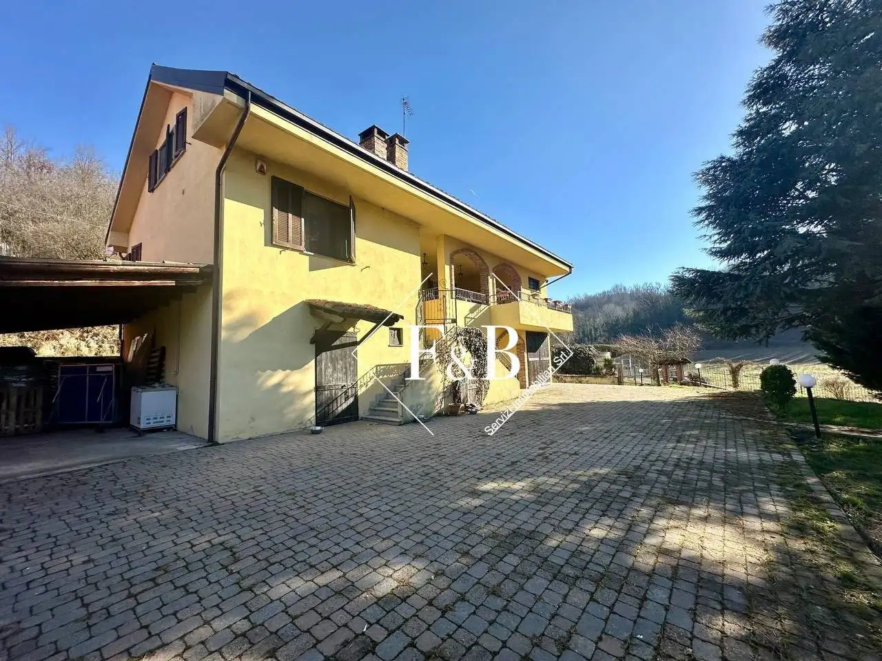 Villa in vendita a Chiusano d'Asti