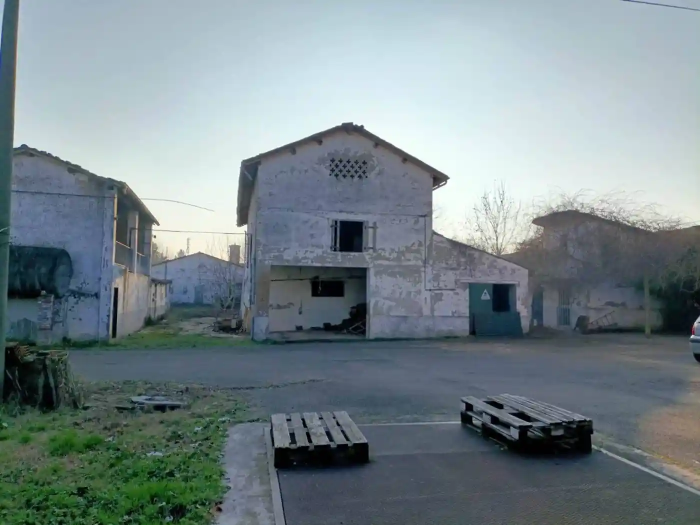 Palazzo - Edificio in vendita a Modena