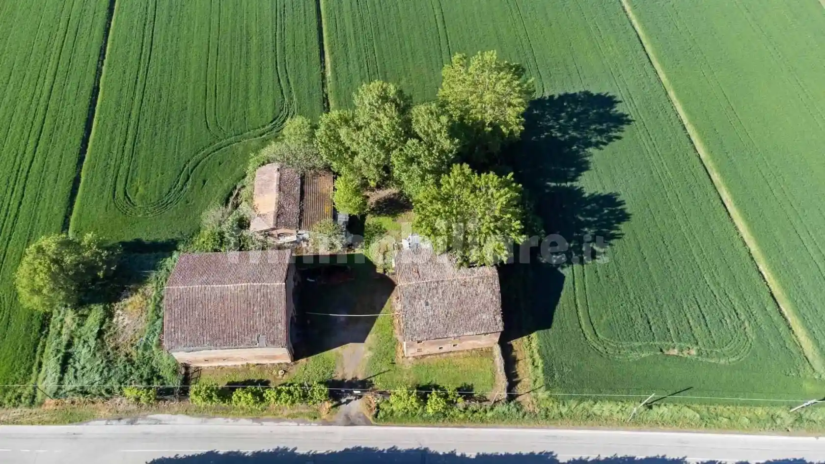 Rustico - Casale in vendita a Modena