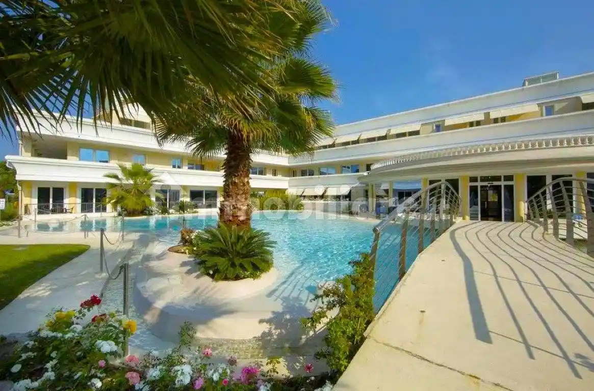 Appartamento in vendita a Desenzano del Garda