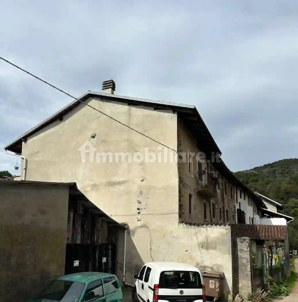 Terratetto unifamiliare frazione Persica 19, Caprile - foto 4