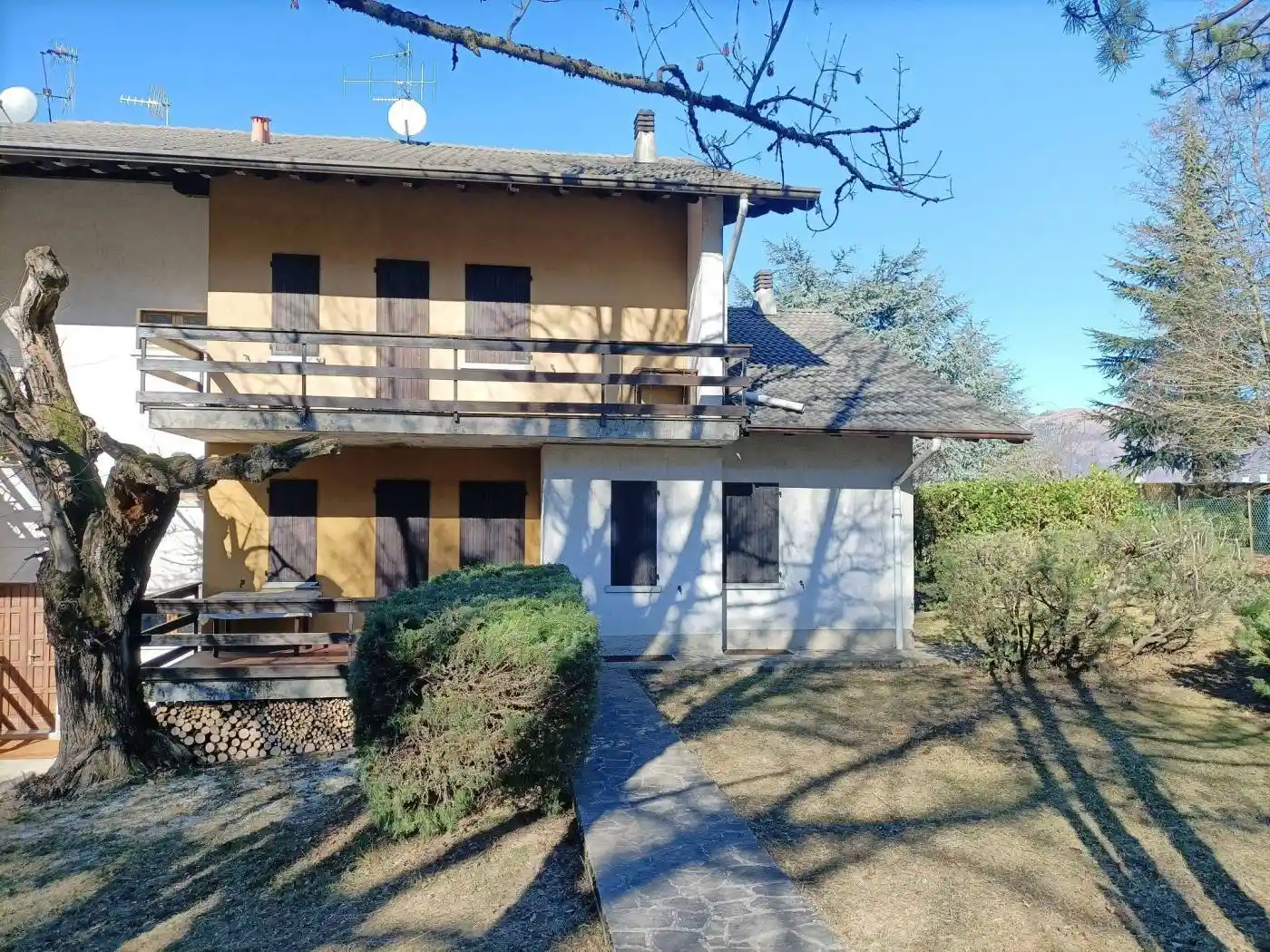 Appartamento in vendita a Leffe