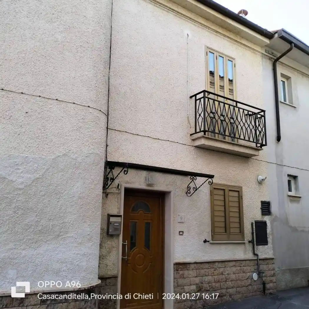 Casa indipendente in vendita a Casacanditella