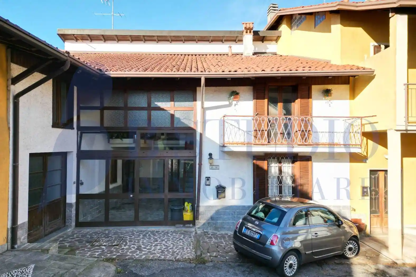 Casa indipendente in vendita a Barzanò