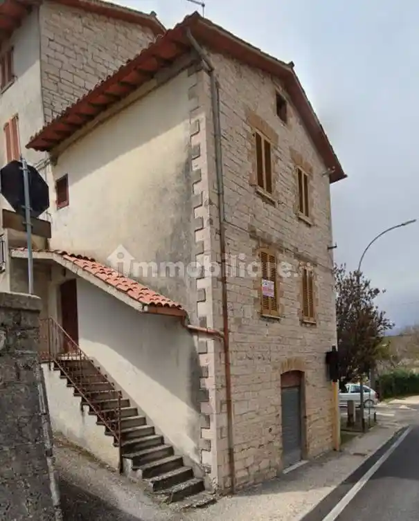 Casa indipendente in vendita a Costacciaro