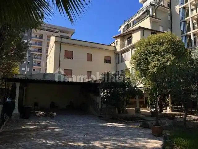 Palazzo - Edificio in Vendita - foto 3