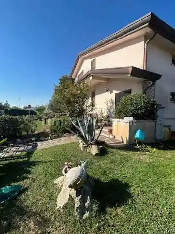 Villa in vendita a Rosolina