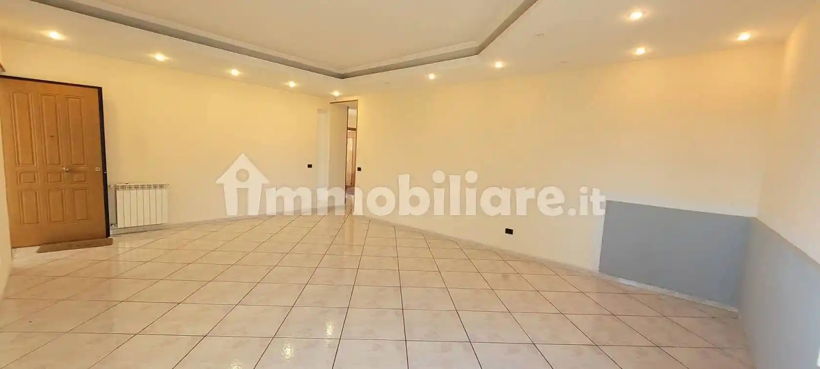 Trilocale via Oasi Sacro Cuore 154, Giardini - Oasi Sacro Cuore, Giugliano in Campania - foto 4