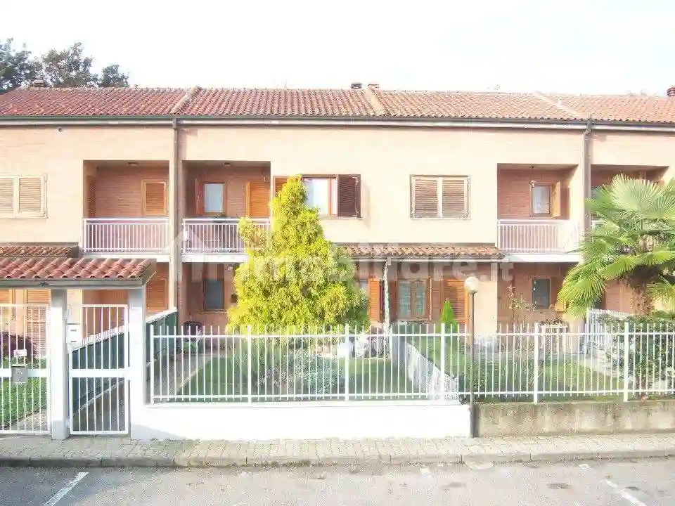 Villetta a schiera - foto 2