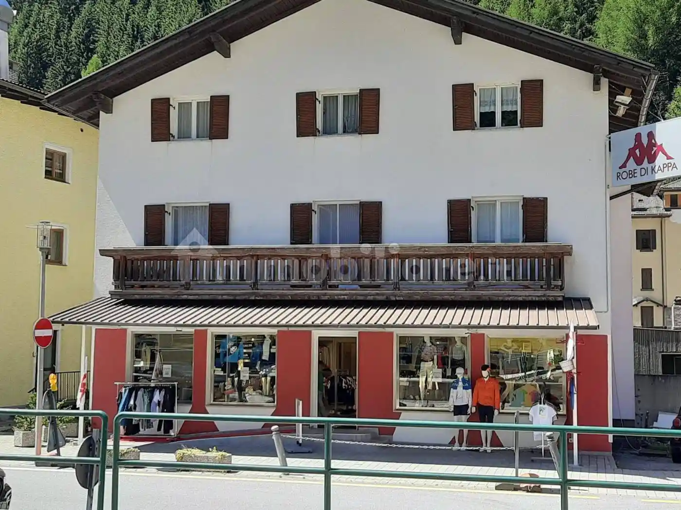 Palazzo - Edificio in vendita a Brennero