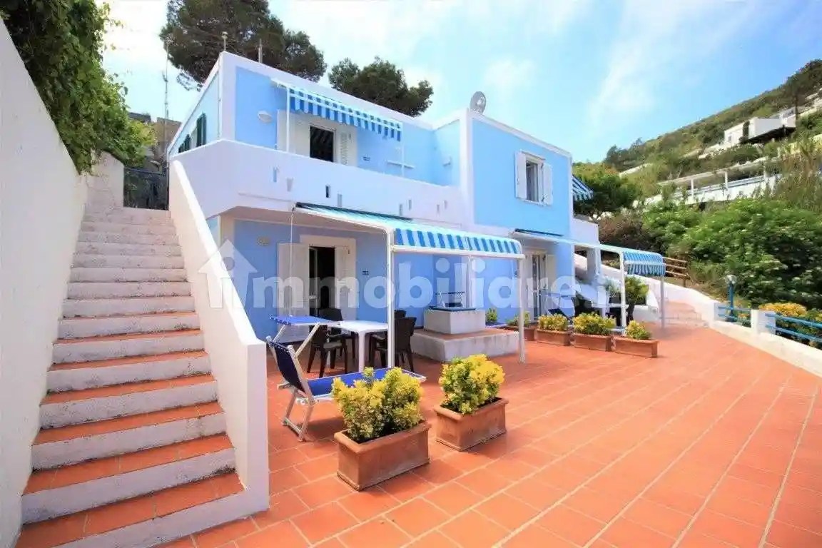 Villa in vendita a Ponza