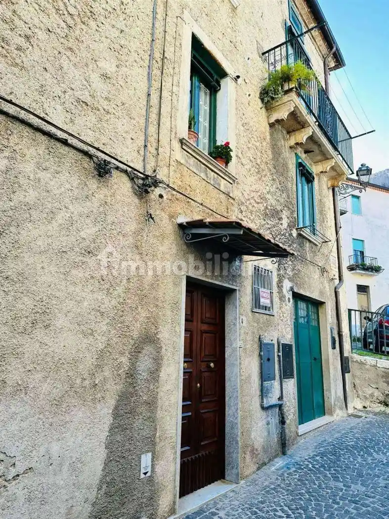 Appartamento in vendita a Padula