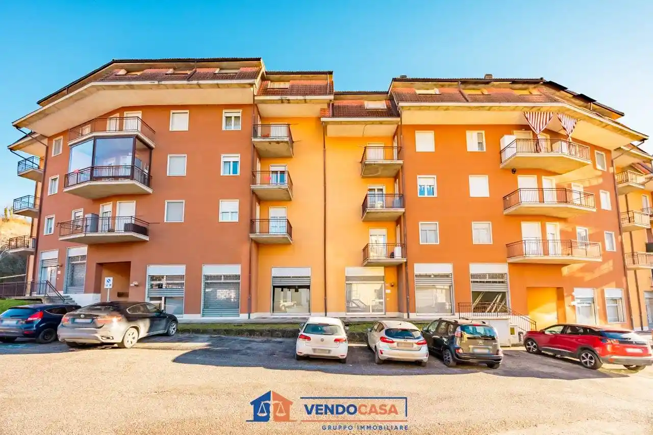 Quadrilocale piazza San Giovanni 10, Centro, Farigliano - foto 3