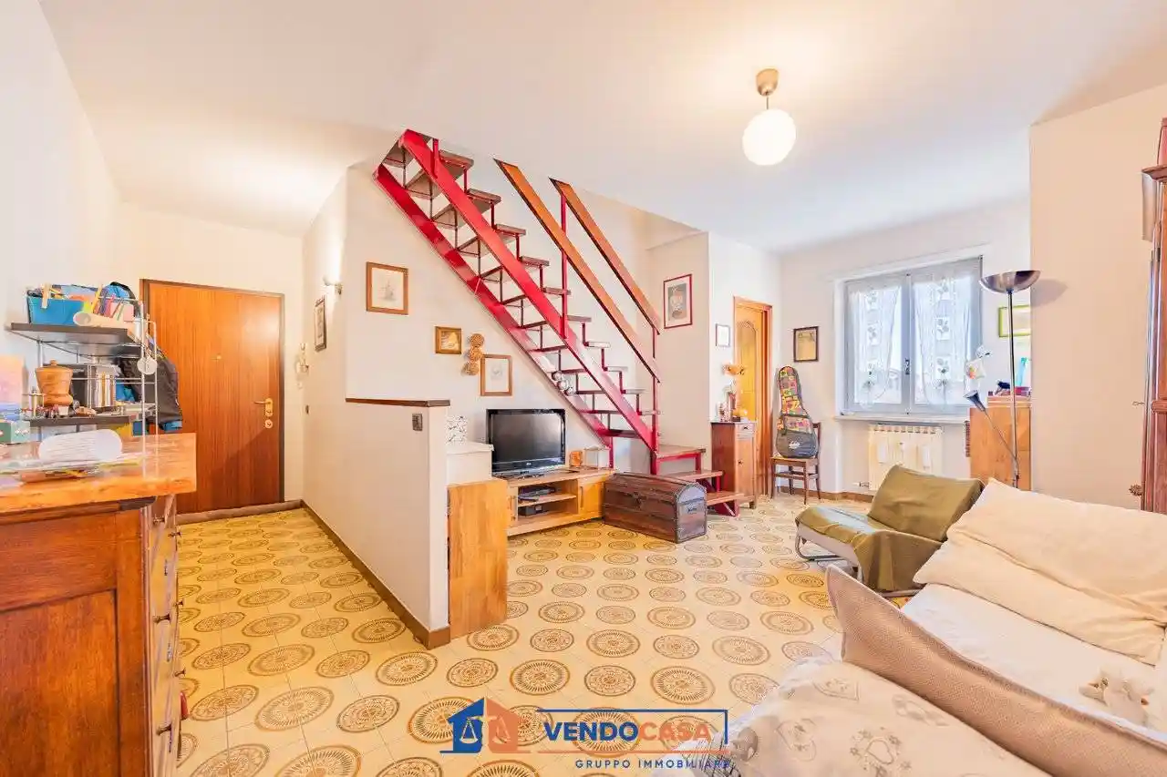 Quadrilocale piazza San Giovanni 10, Centro, Farigliano - foto 5