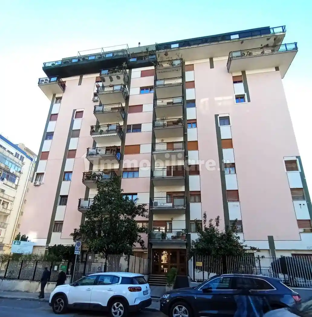 Appartamento in vendita a Palermo