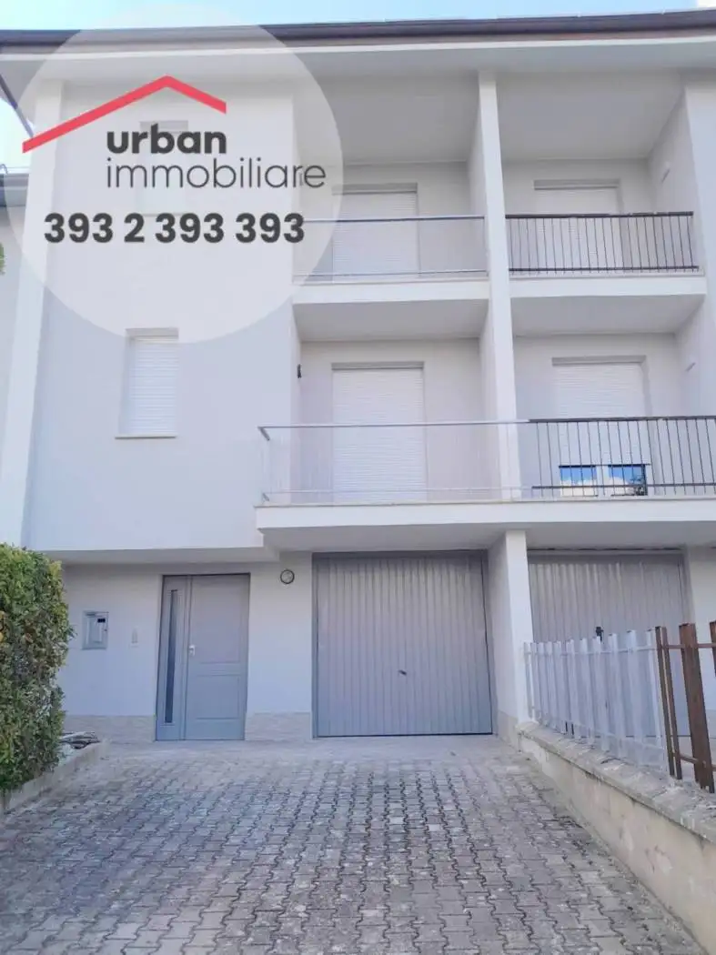 Villetta a schiera in affitto a L'Aquila