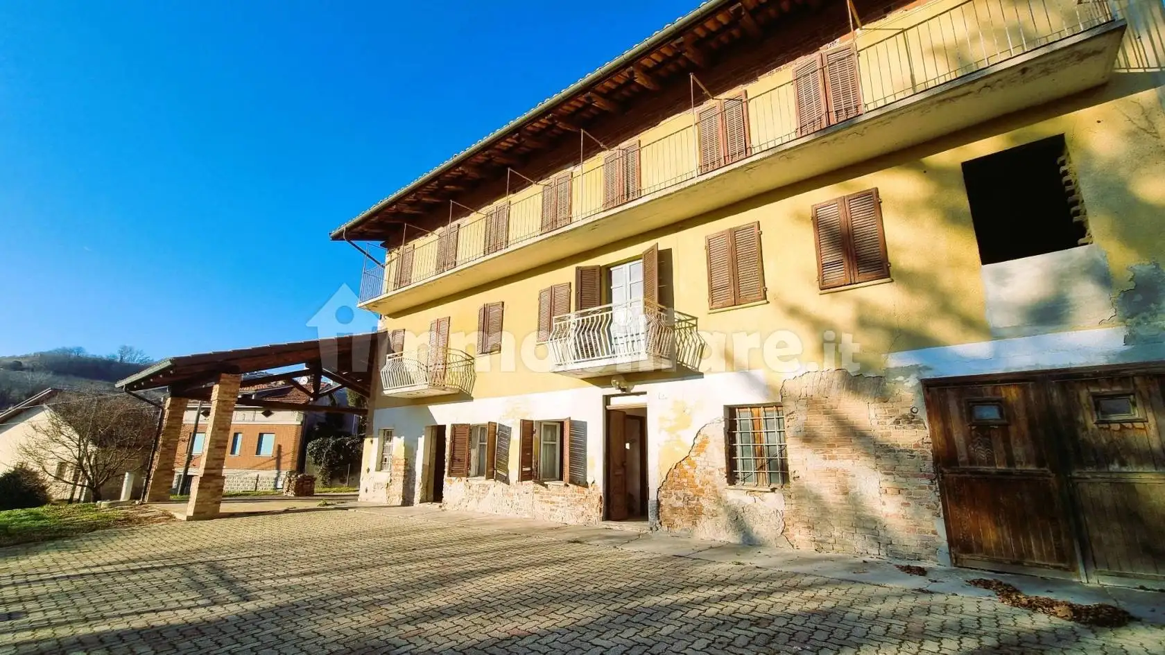 Rustico - Casale in vendita a Cisterna d'Asti