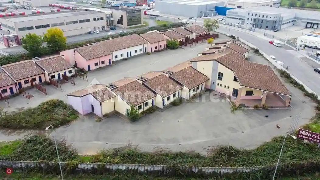 Palazzo - Edificio - foto 2