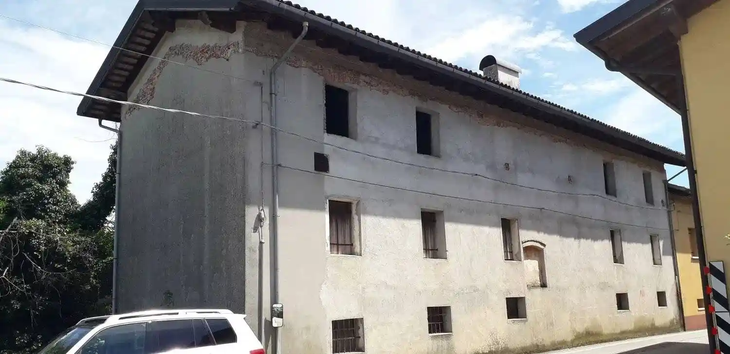 Villa in vendita a Colloredo di Monte Albano