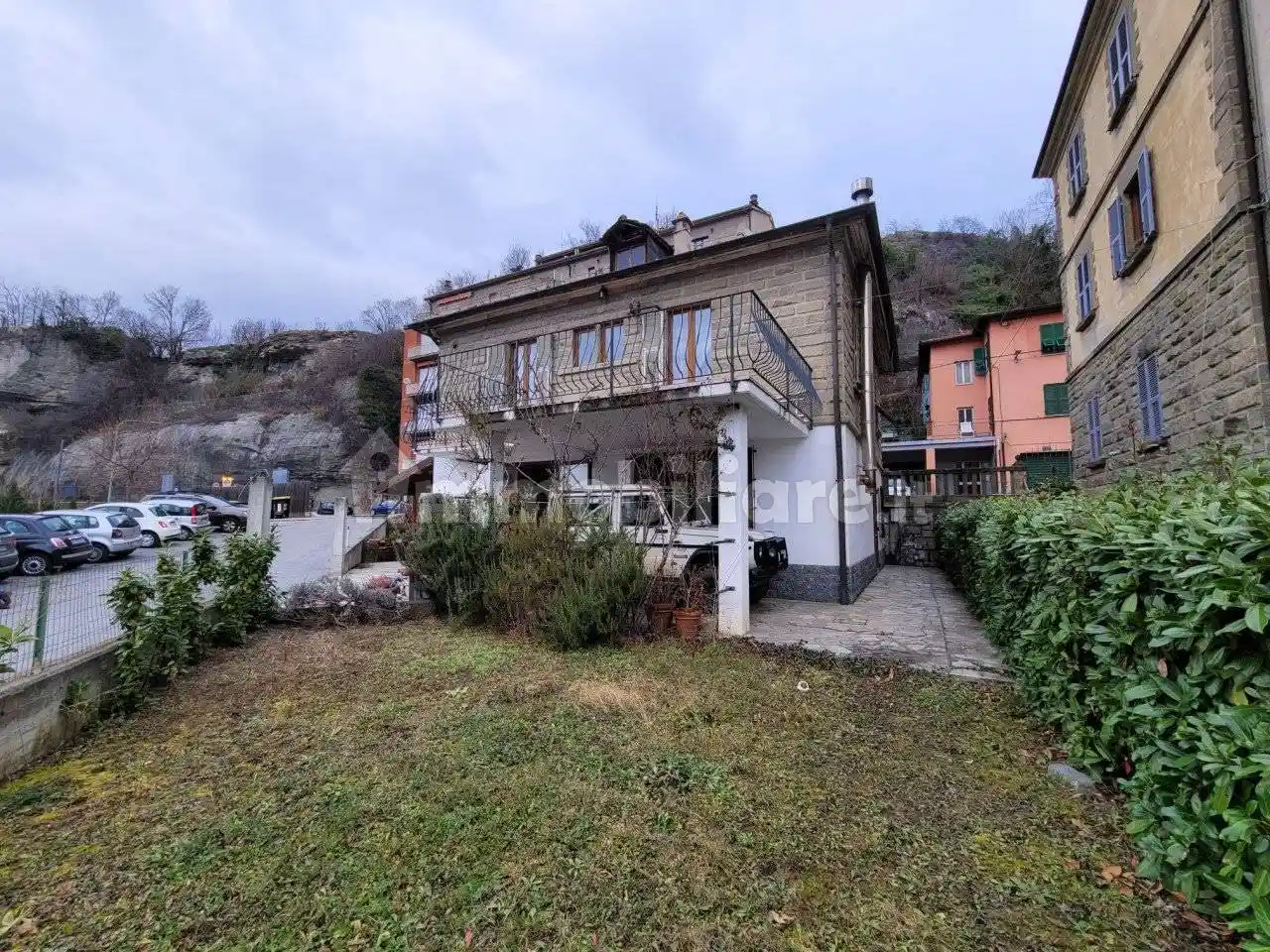 Casa indipendente in vendita a Millesimo