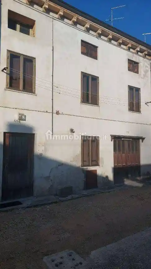 Casa indipendente in vendita a Vicenza