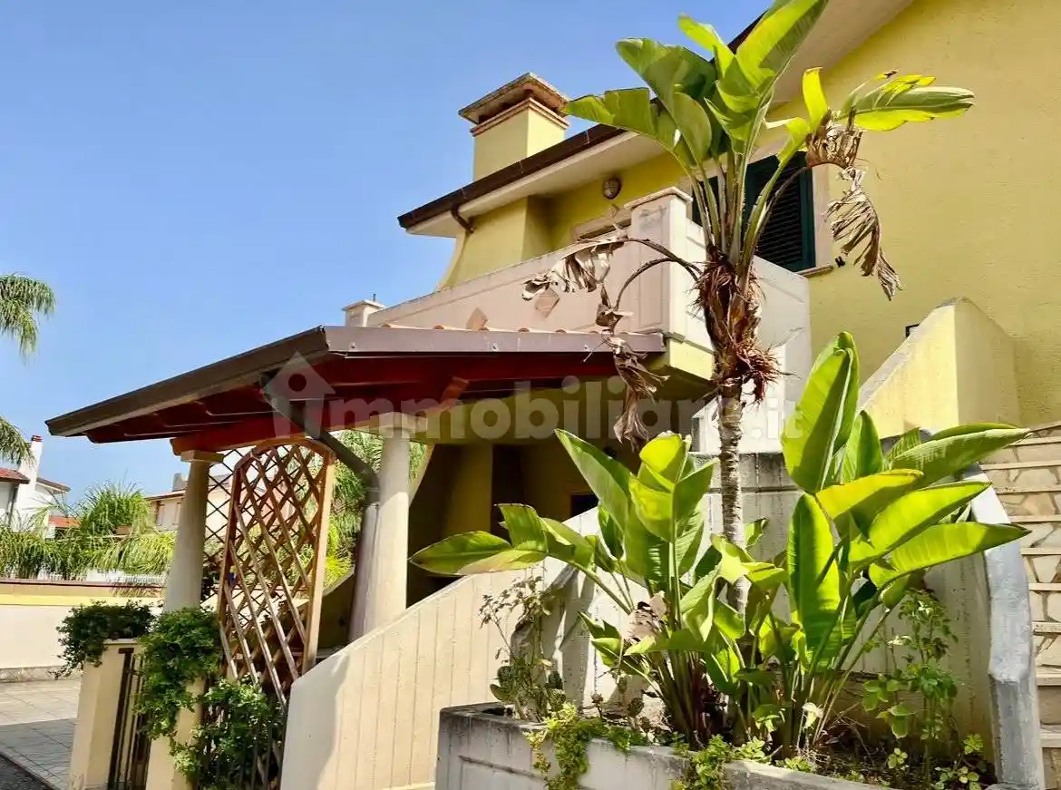 Appartamento in vendita a Oliveri