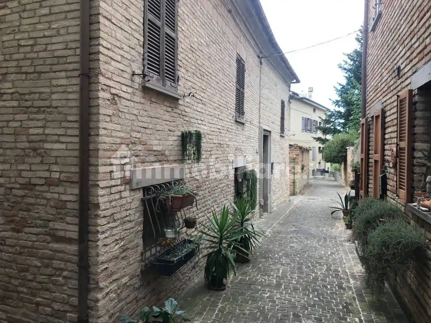 Villa in vendita a Mombaroccio