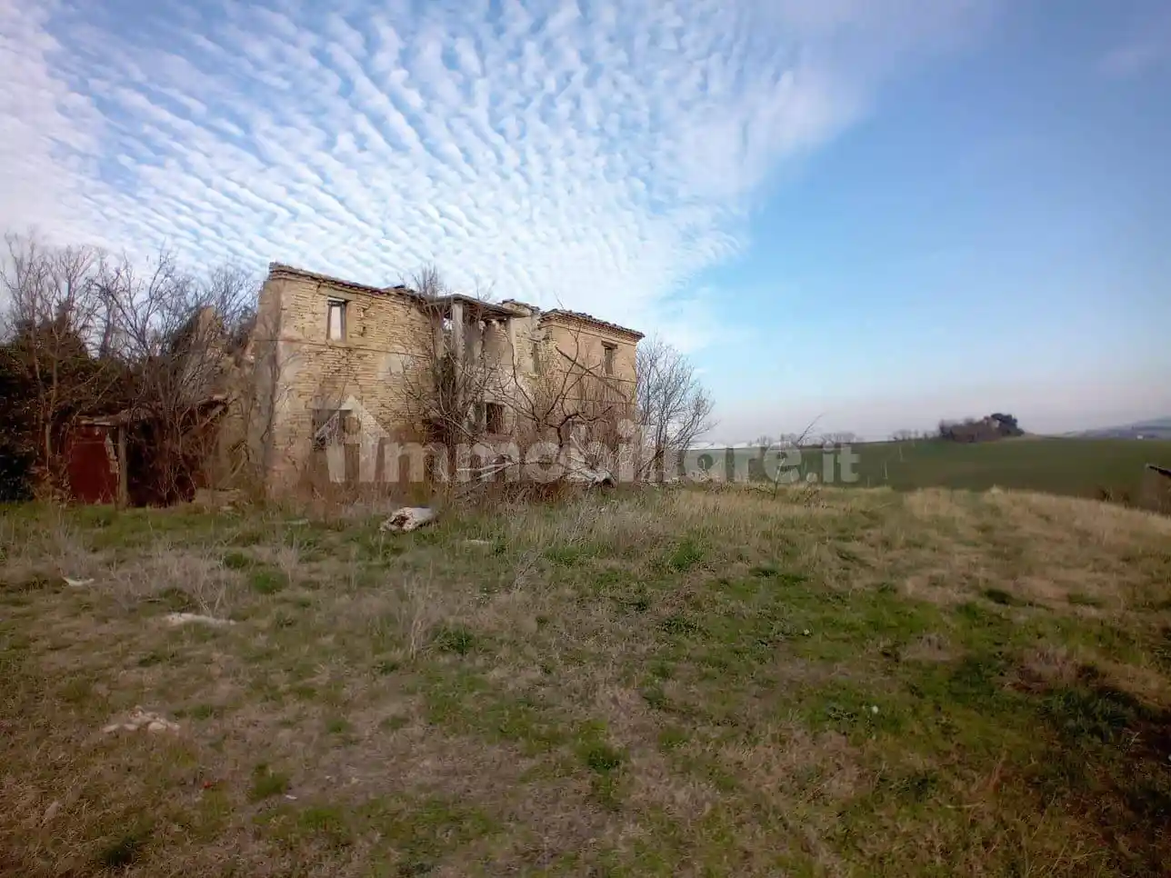 Rustico - Casale in vendita a Montefano
