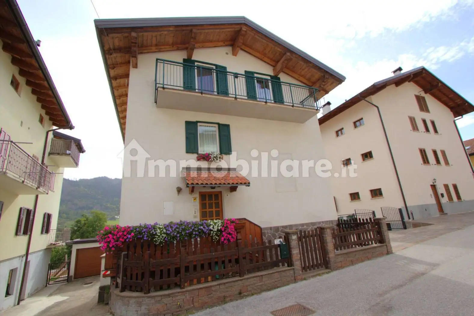 Villa in vendita a Baselga di Pinè