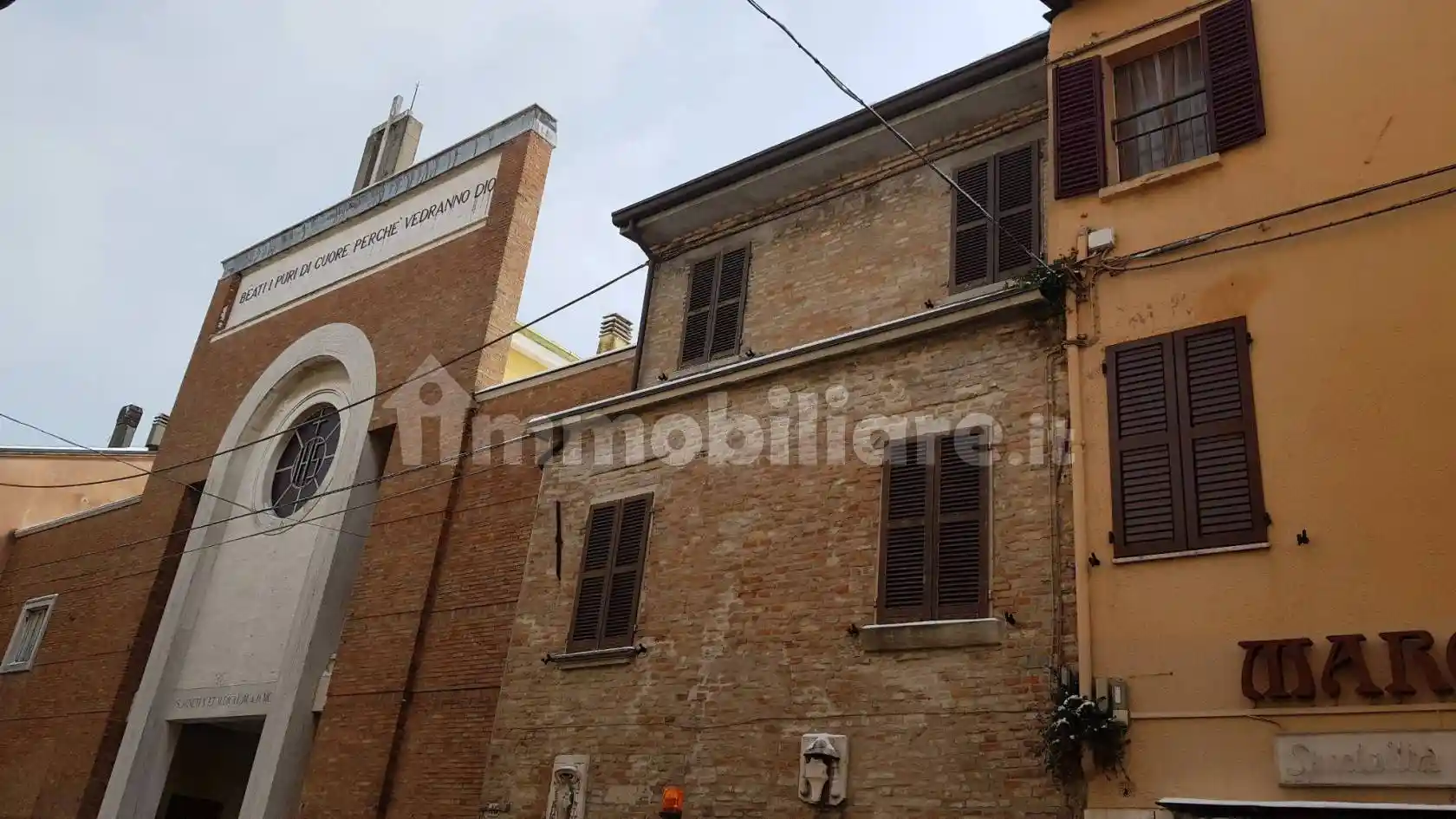 Palazzo - Edificio in vendita a Rimini