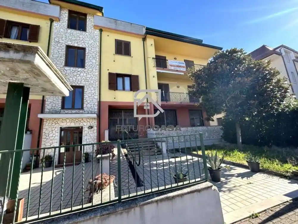 Appartamento ottimo stato, secondo piano, Campanarello, Venticano - foto 2