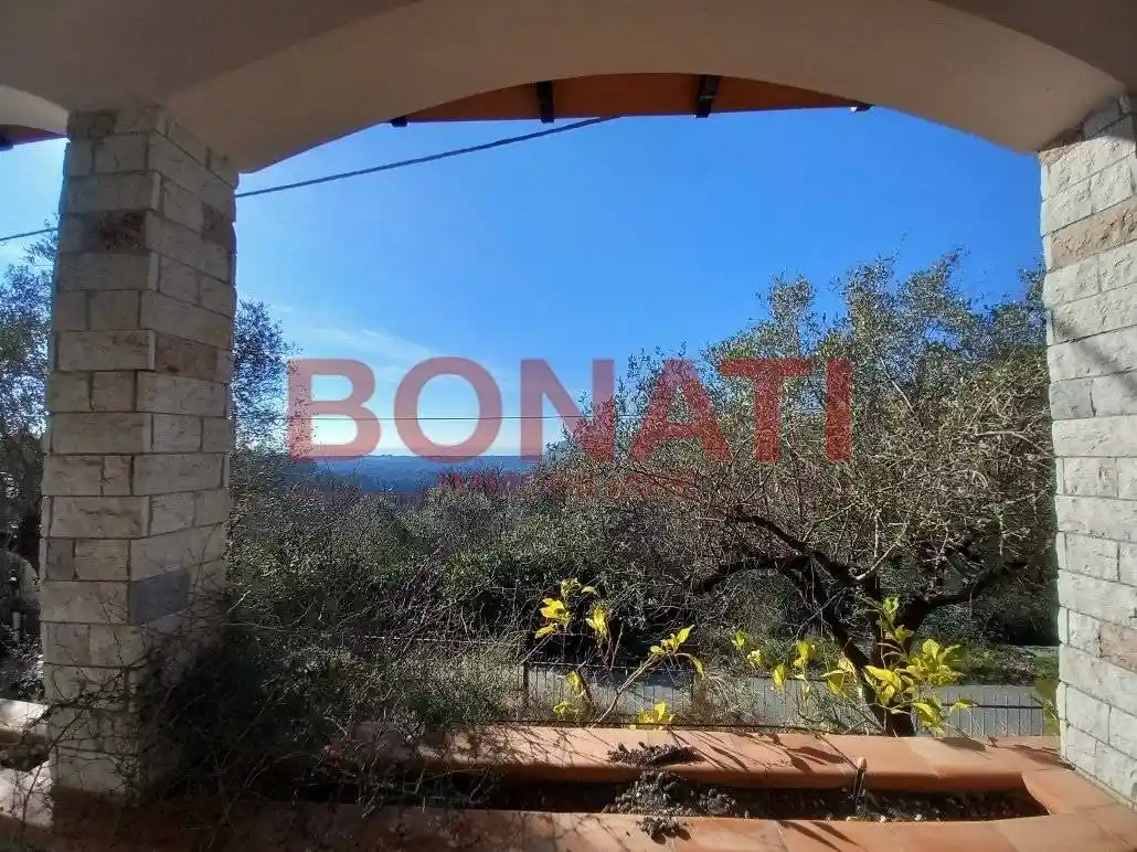 Villa in vendita a Castelnuovo Magra